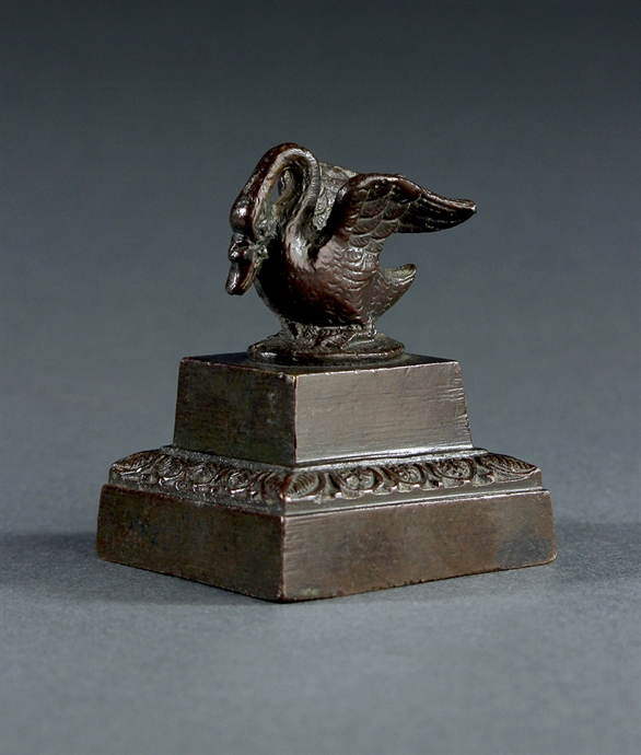 Picture of CA0448 French Empire bronze swan paperweight