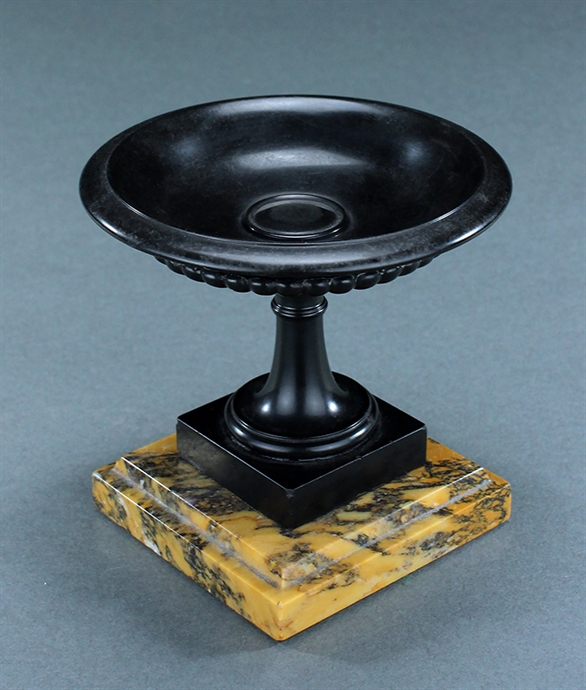 Picture of Grand Tour small black marble tazza