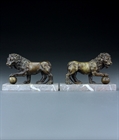 Picture of CA0412 Pair of 18th century Grand Tour Medici Lions