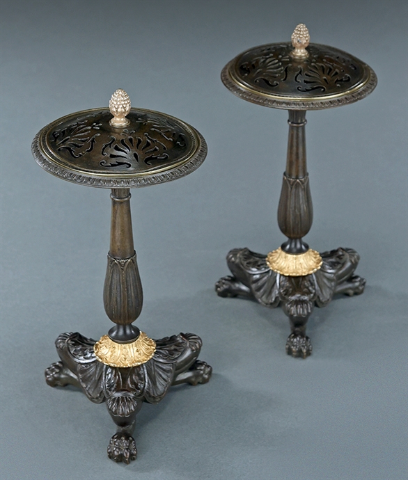 Picture of CA0290 Fine pair of English Regency potpourri stands